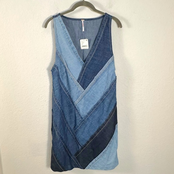 Free People Bohemian 70s Patches Of Denim Mini Dress XS NWT Patchwork Fall Retro - Picture 11 of 16